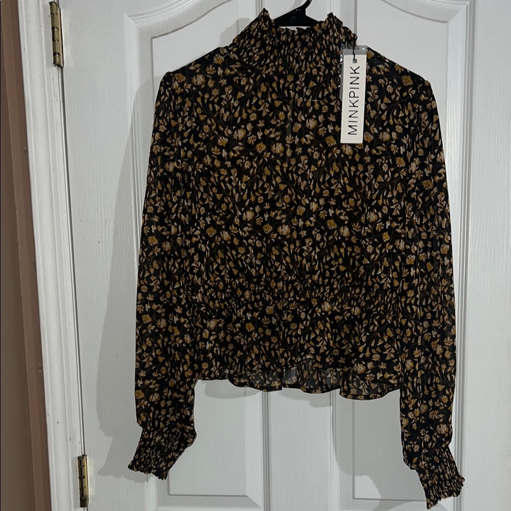 MINKPINK - Mira Shirred Blouse - Size Medium NWT - Picture 4 of 5